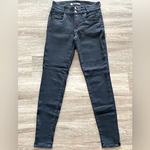 KUT FROM THE KLOTH® Size 6